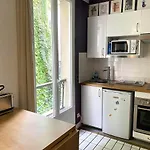 Calm & Modern Studio Near The Arc De Triomphe