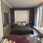 Calm & Modern Studio Near The Arc De Triomphe